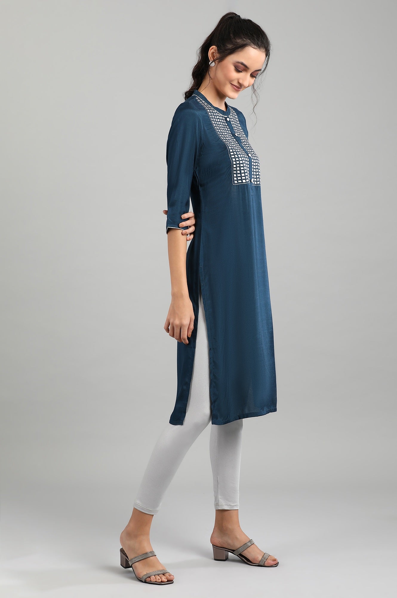 Blue Mandarin Neck Printed kurta