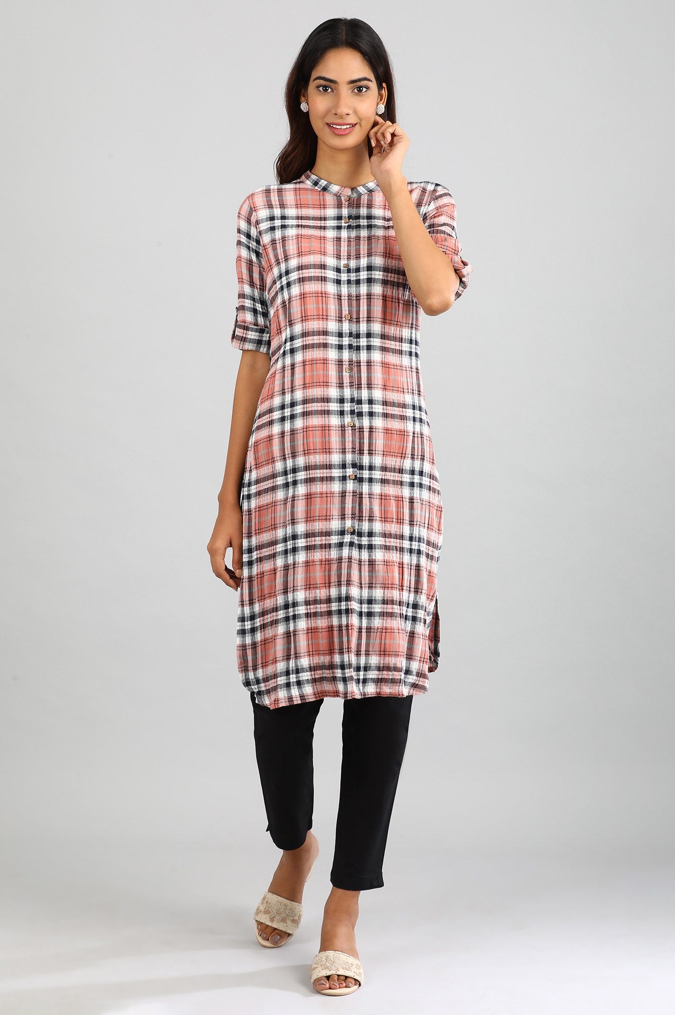 Peach-Coloured Collar Neck Checked kurta