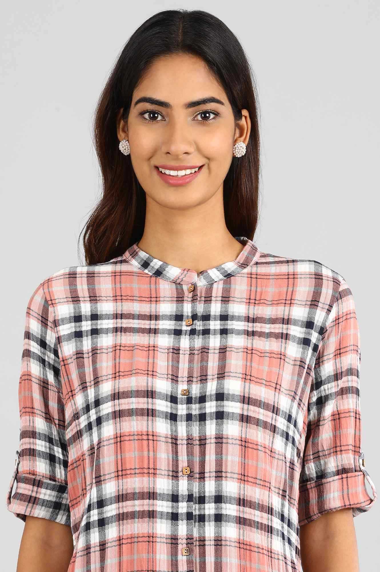 Peach-Coloured Collar Neck Checked kurta