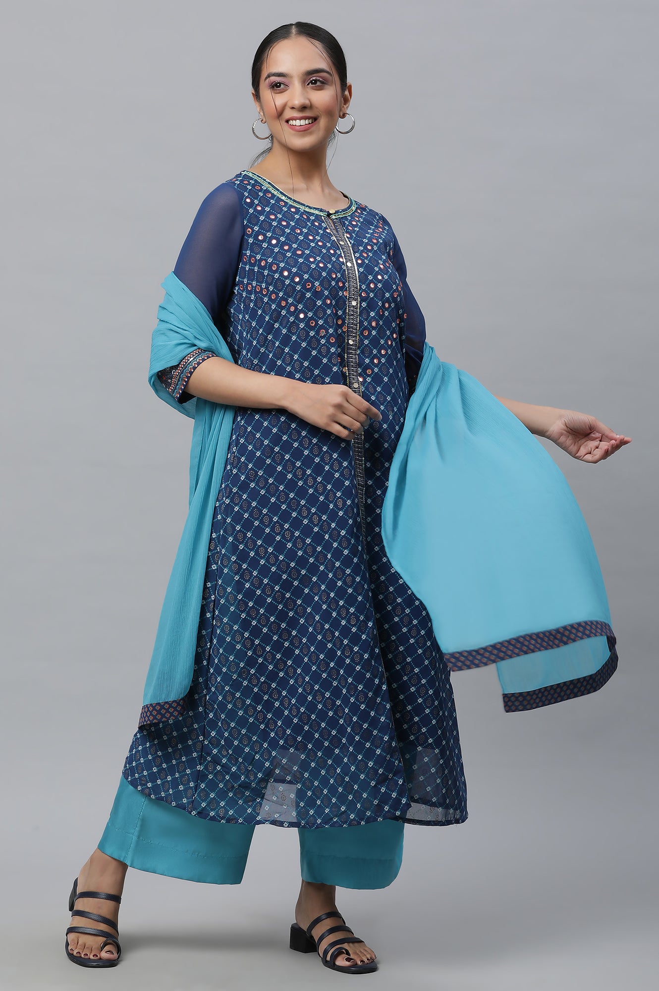 Blue Round Neck Printed kurta Set