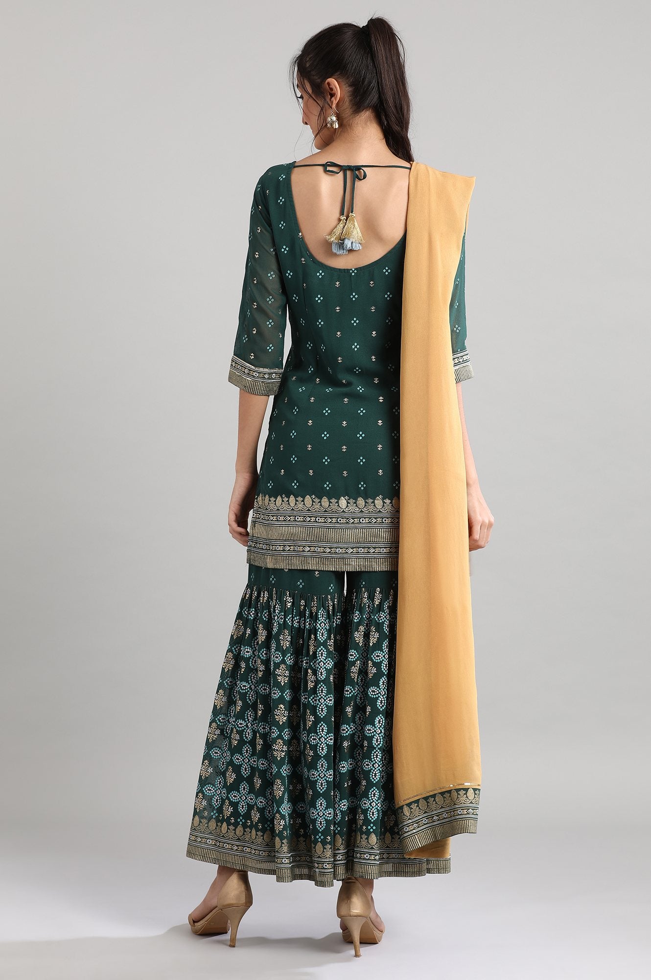 Green Round Neck Embroidery kurta Set