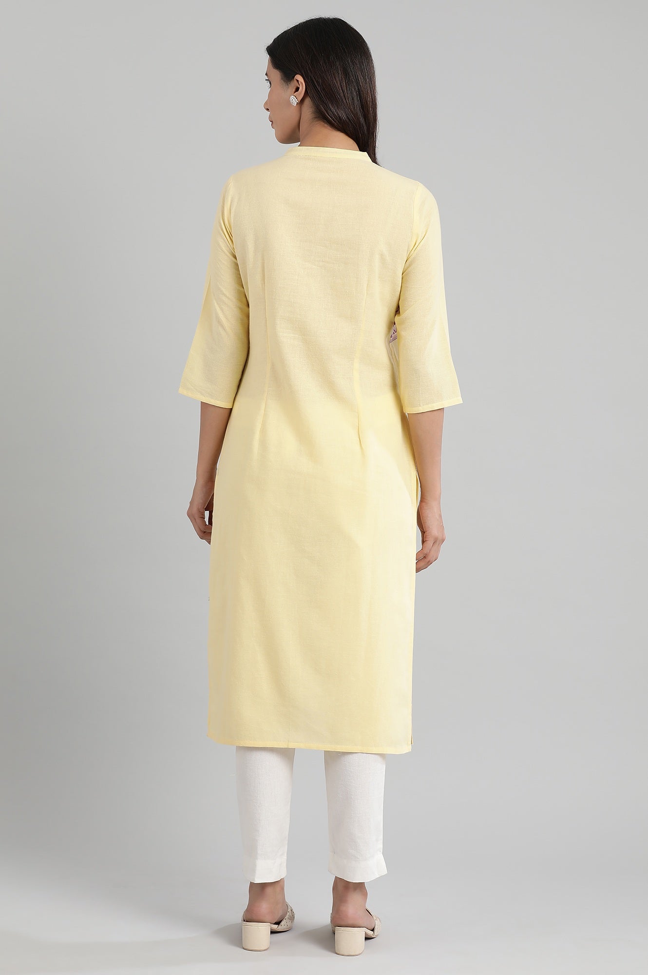 Yellow Mandarin Collar Printed Yarn-Dyed kurta