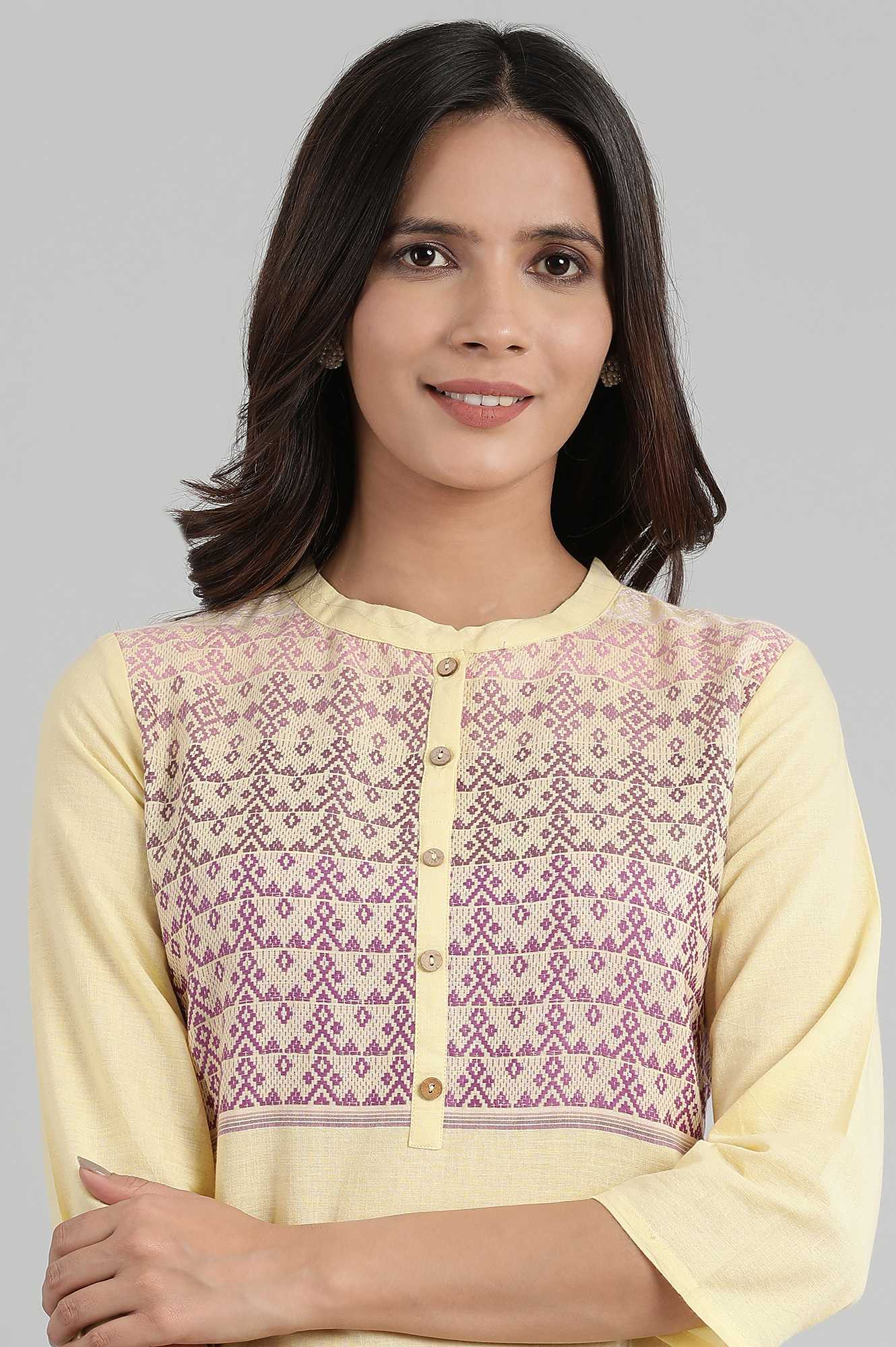 Yellow Mandarin Collar Printed Yarn-Dyed kurta