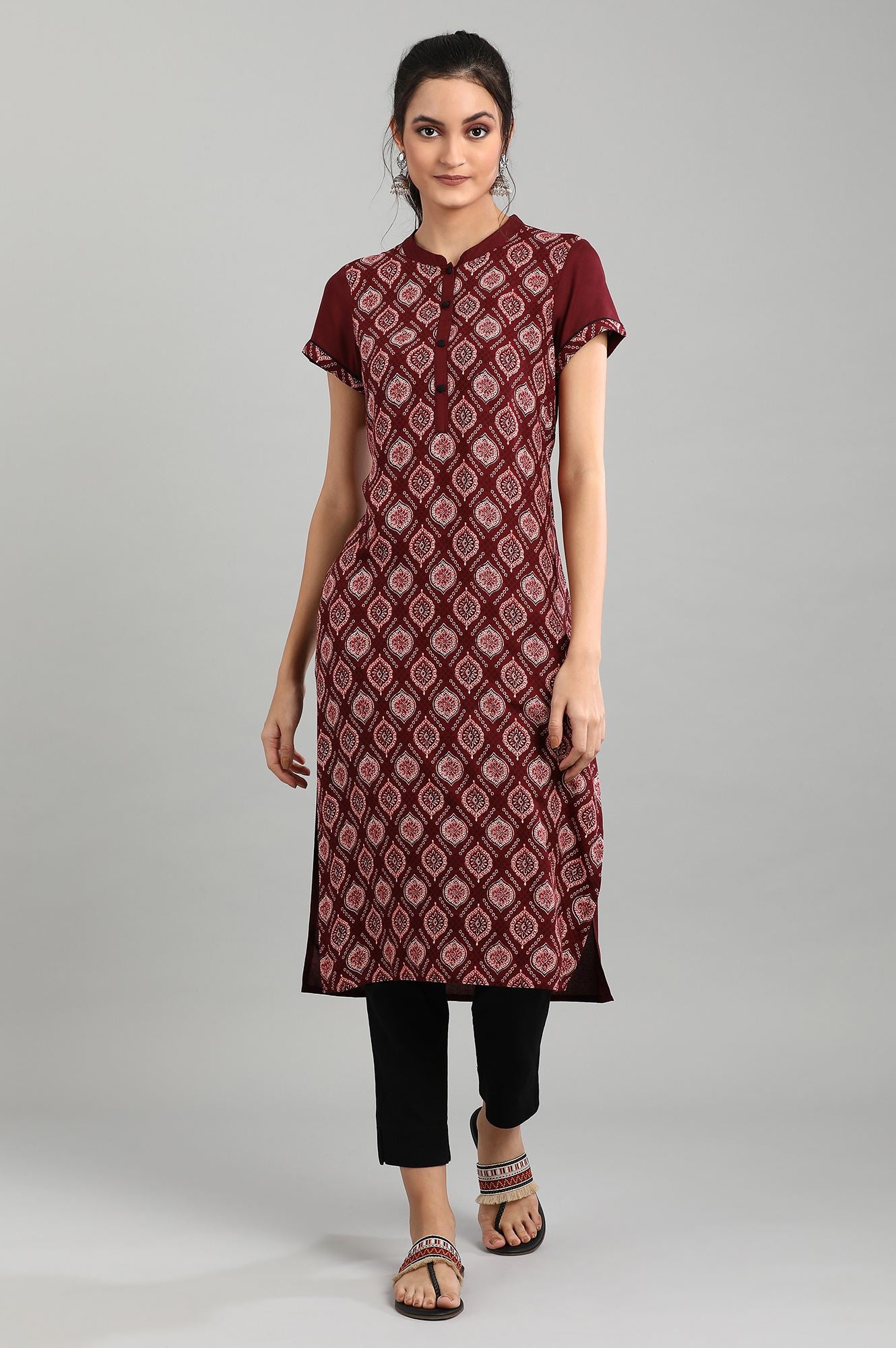 Red Mandarin Collar Printed kurta