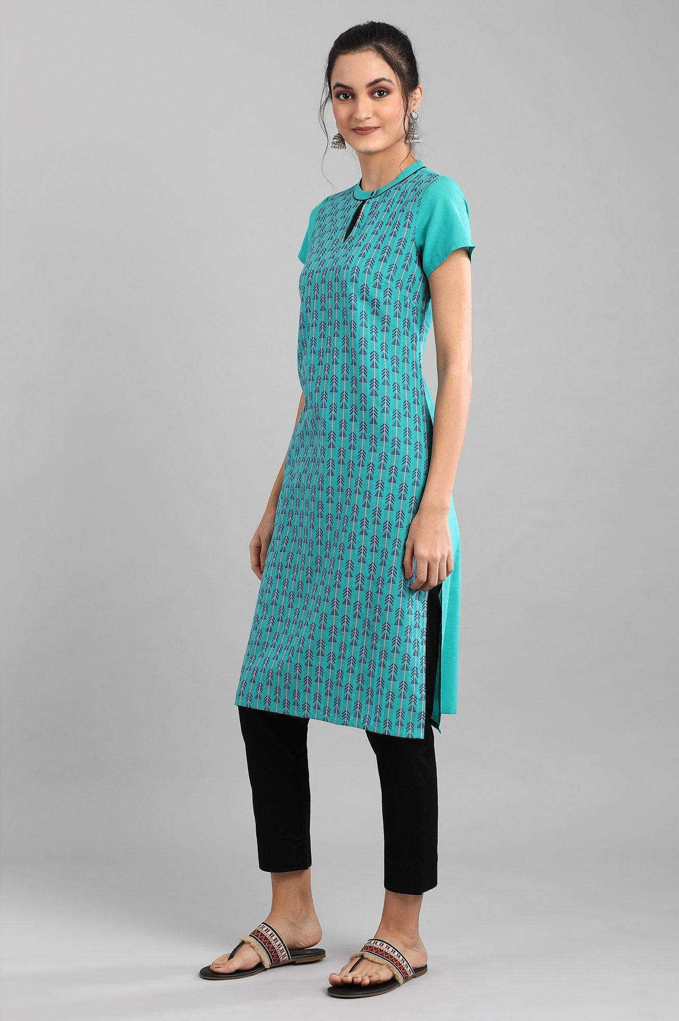 Blue Mandarin Neck Printed kurta