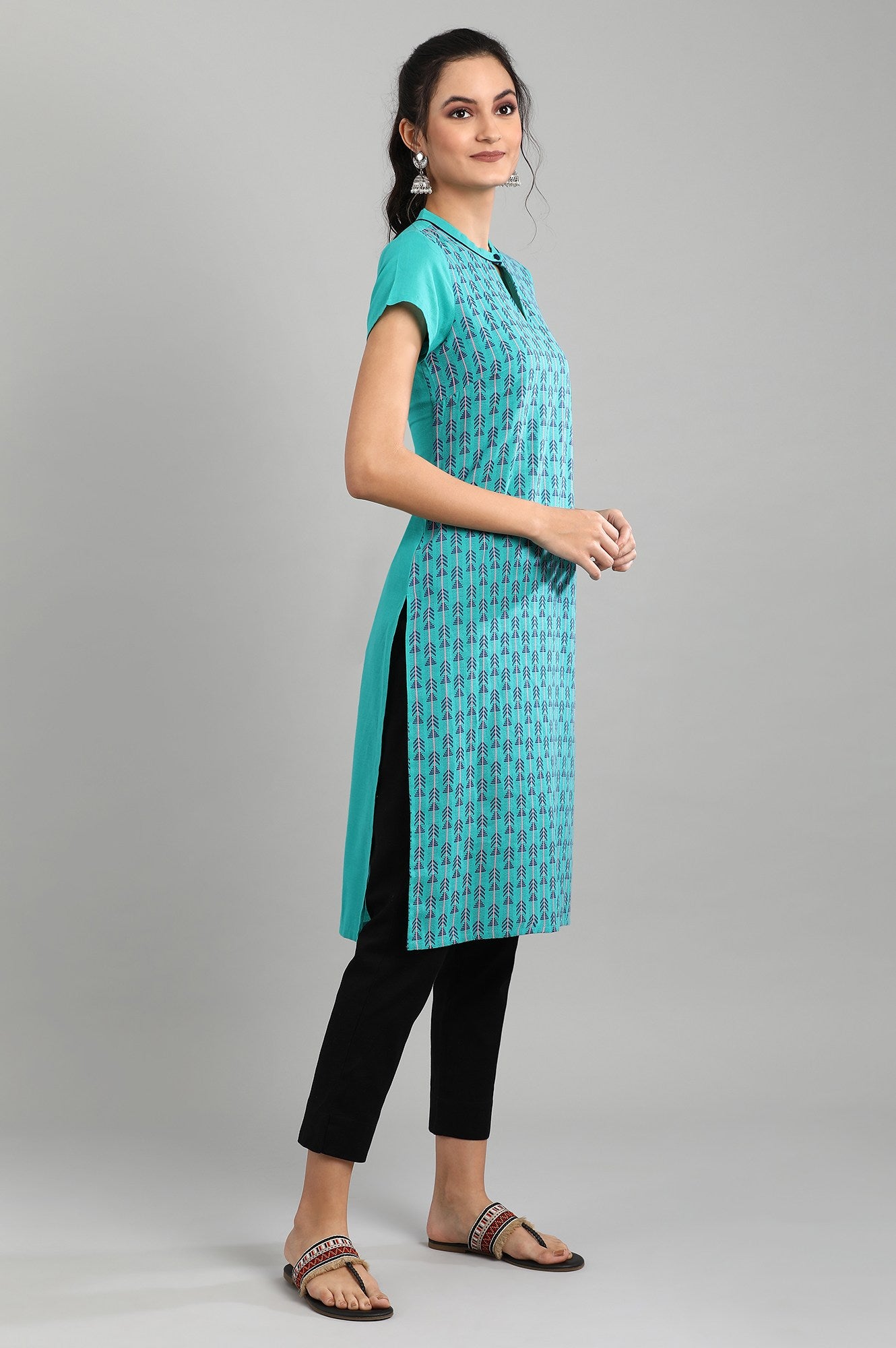 Blue Mandarin Neck Printed kurta