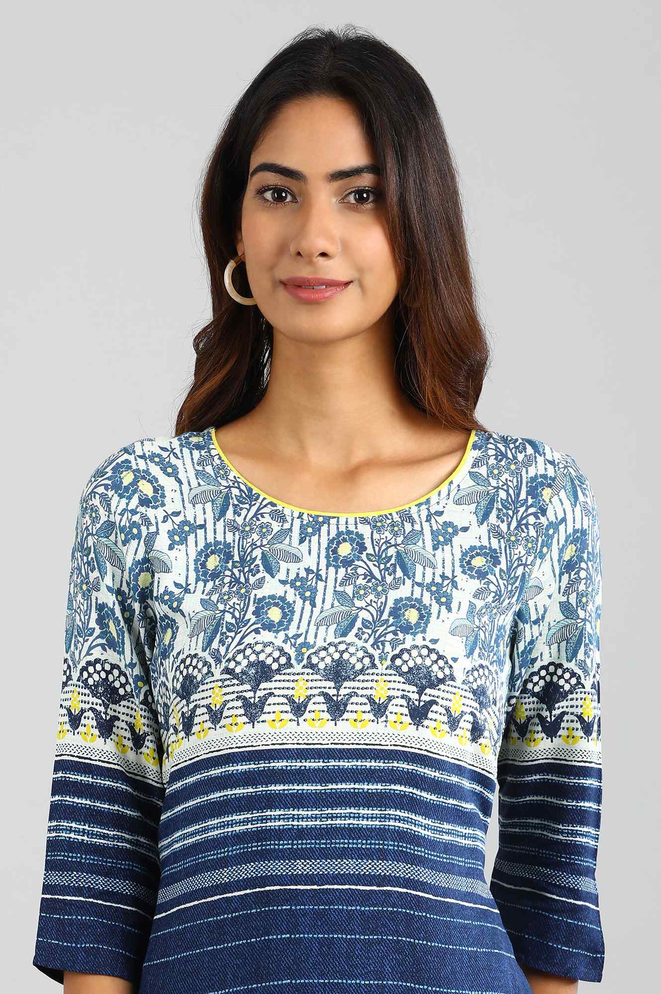 Blue Round Neck Printed kurta