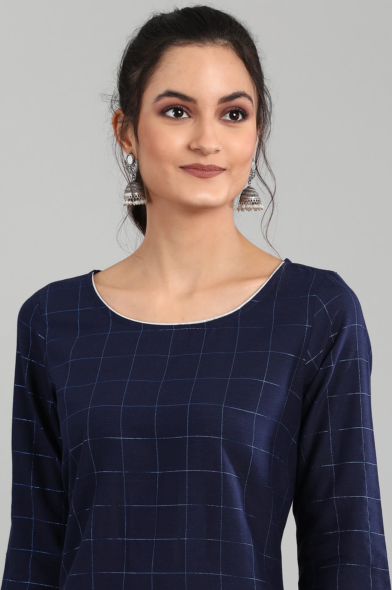 Blue Round Neck Checked kurta