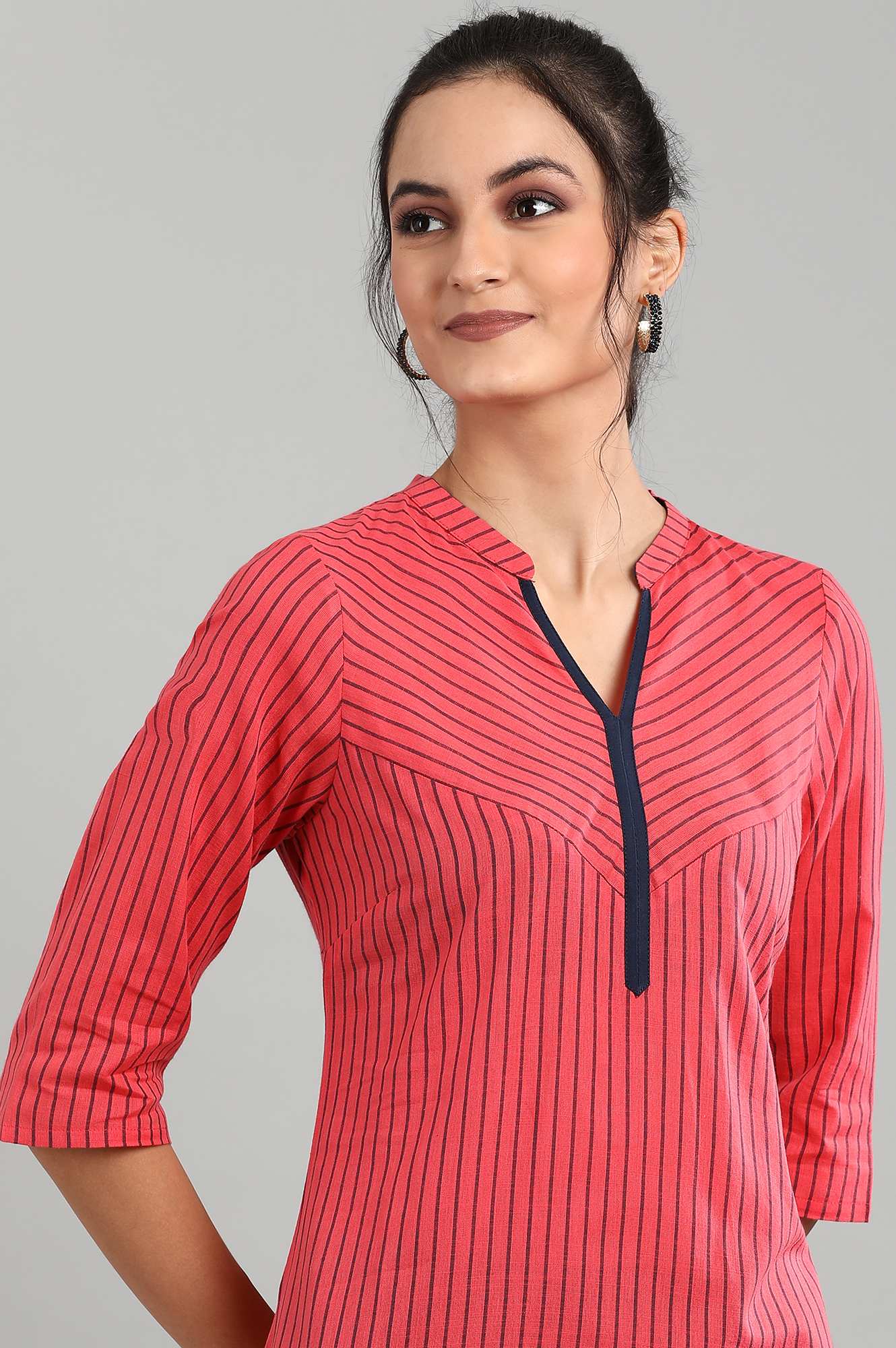 Red Mandarin Neck Striped kurta