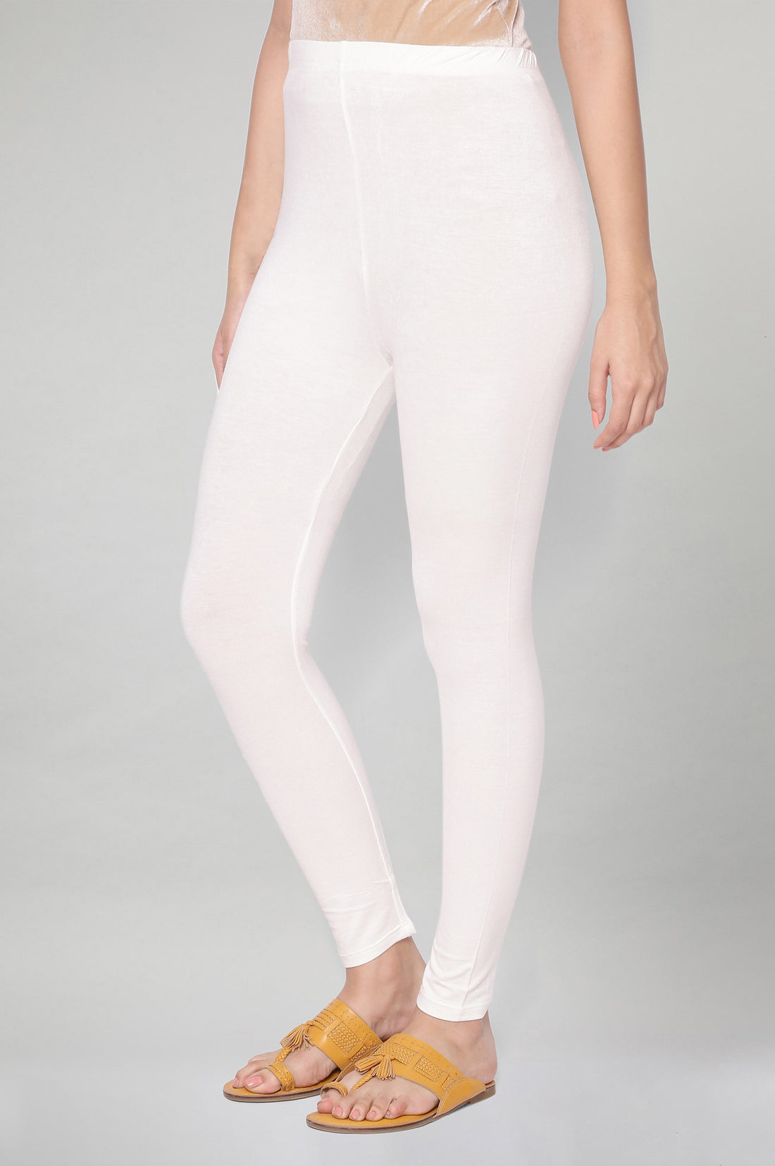 White Solid Skinny Fit Tights With Elasticated Waistband