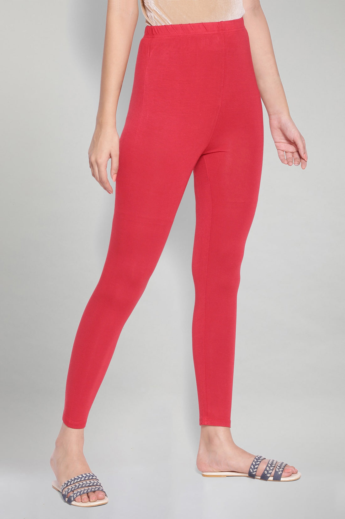Red Solid Skinny Fit Tights With Elasticated Waistband