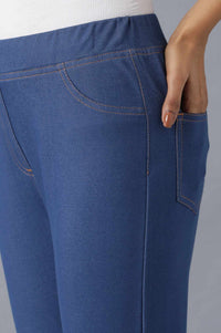 Blue Solid Skinny Fit Cotton Jeggings With Back Pockets