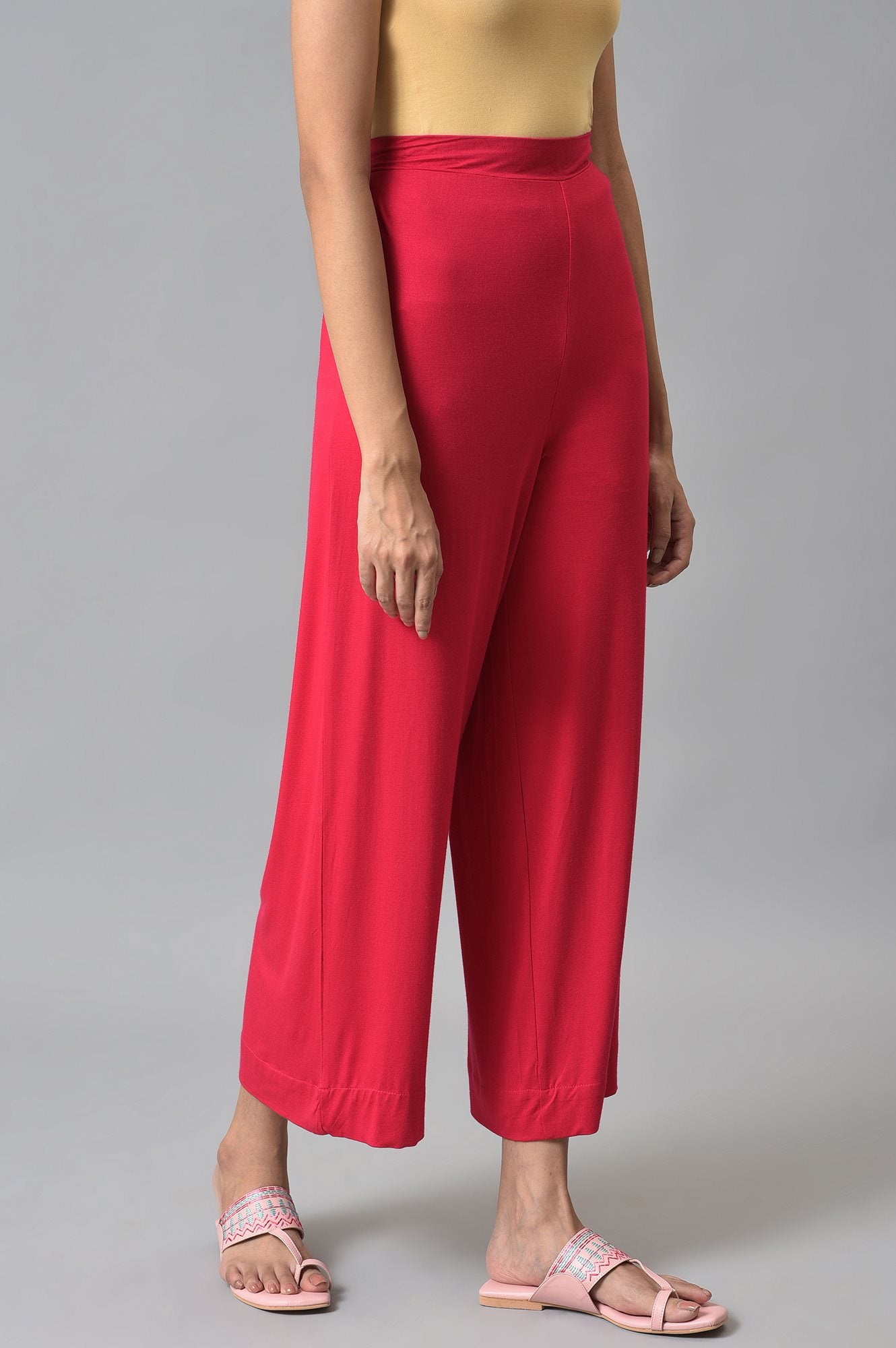 Pink Solid Knitted Angle Length Palazzo