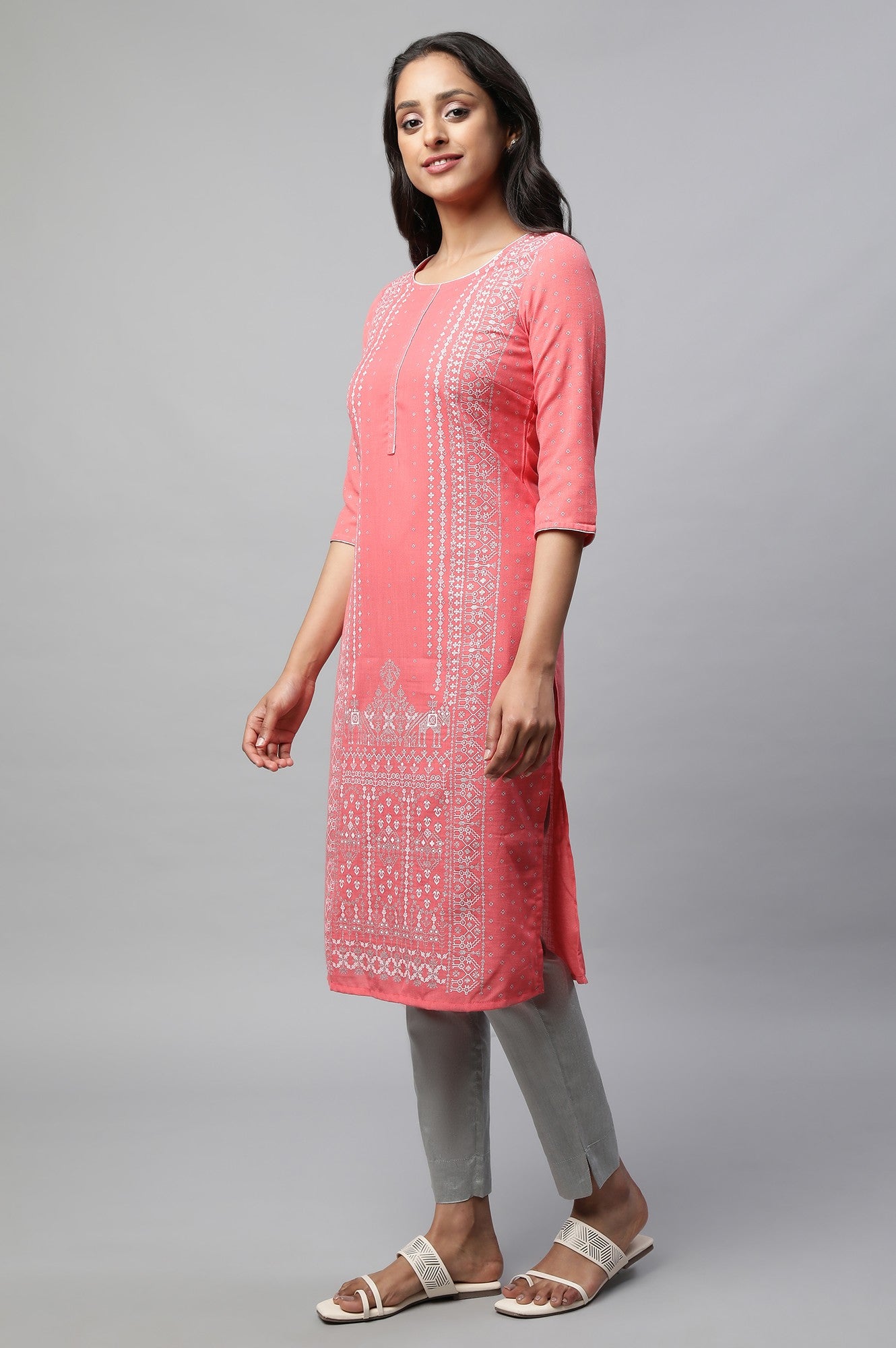 Pink Round Neck Printed Kurta