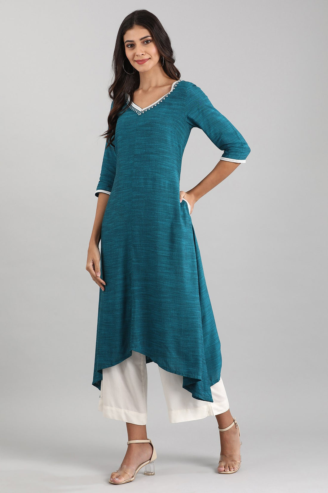 Blue V-Neck Yarn-dyed Liva kurta