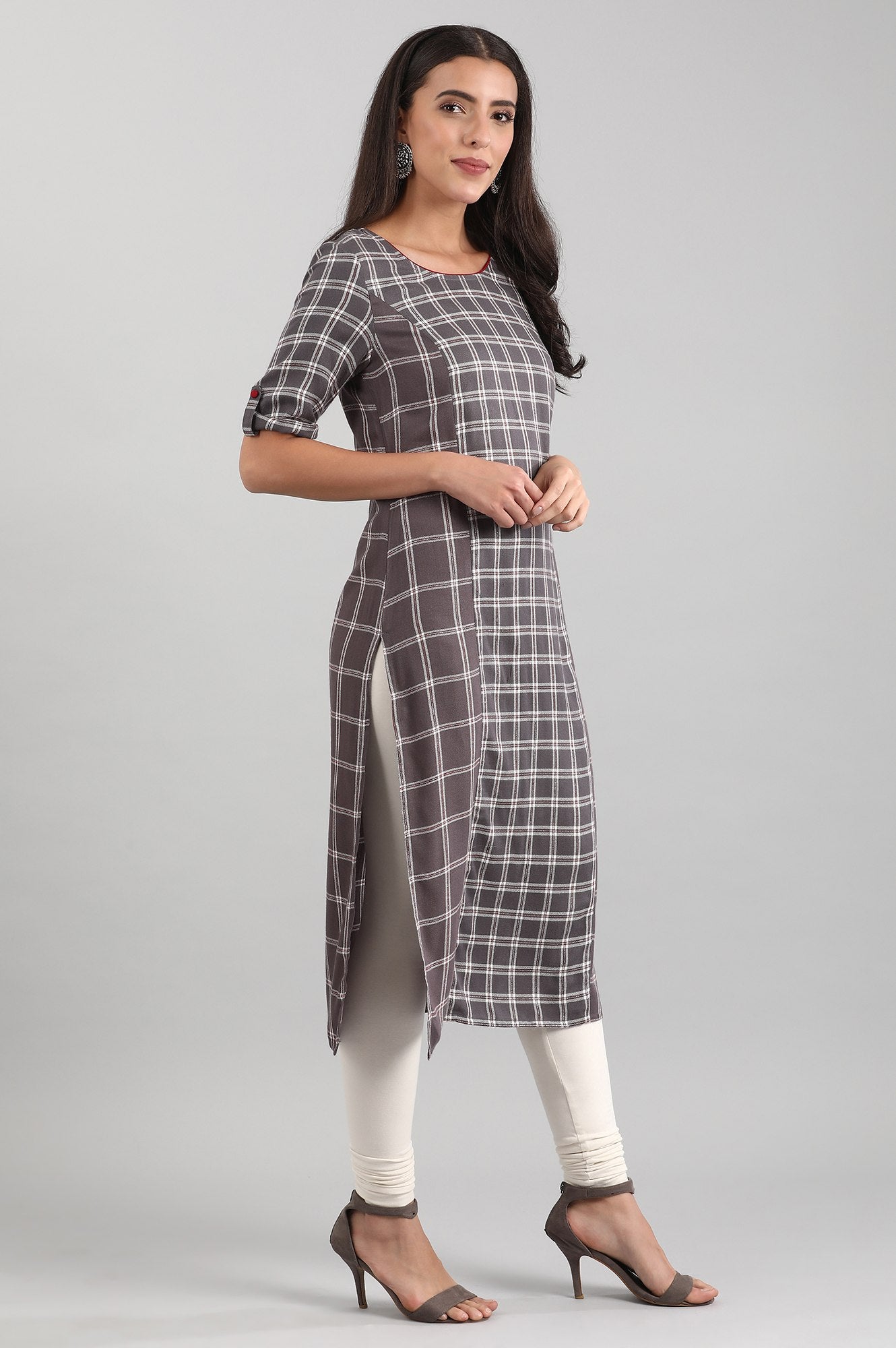 Grey Round Neck Yarn-dyed Liva kurta