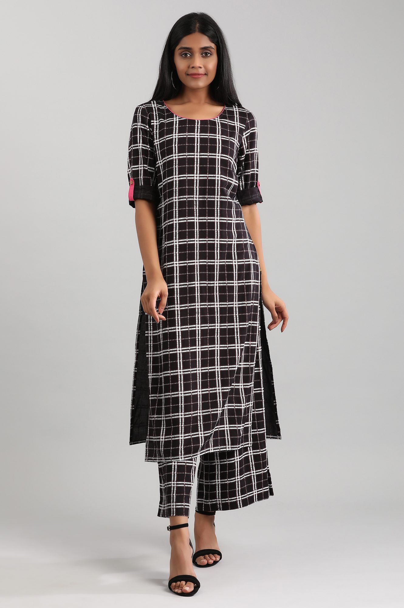 Black Round Neck Checkered Liva kurta