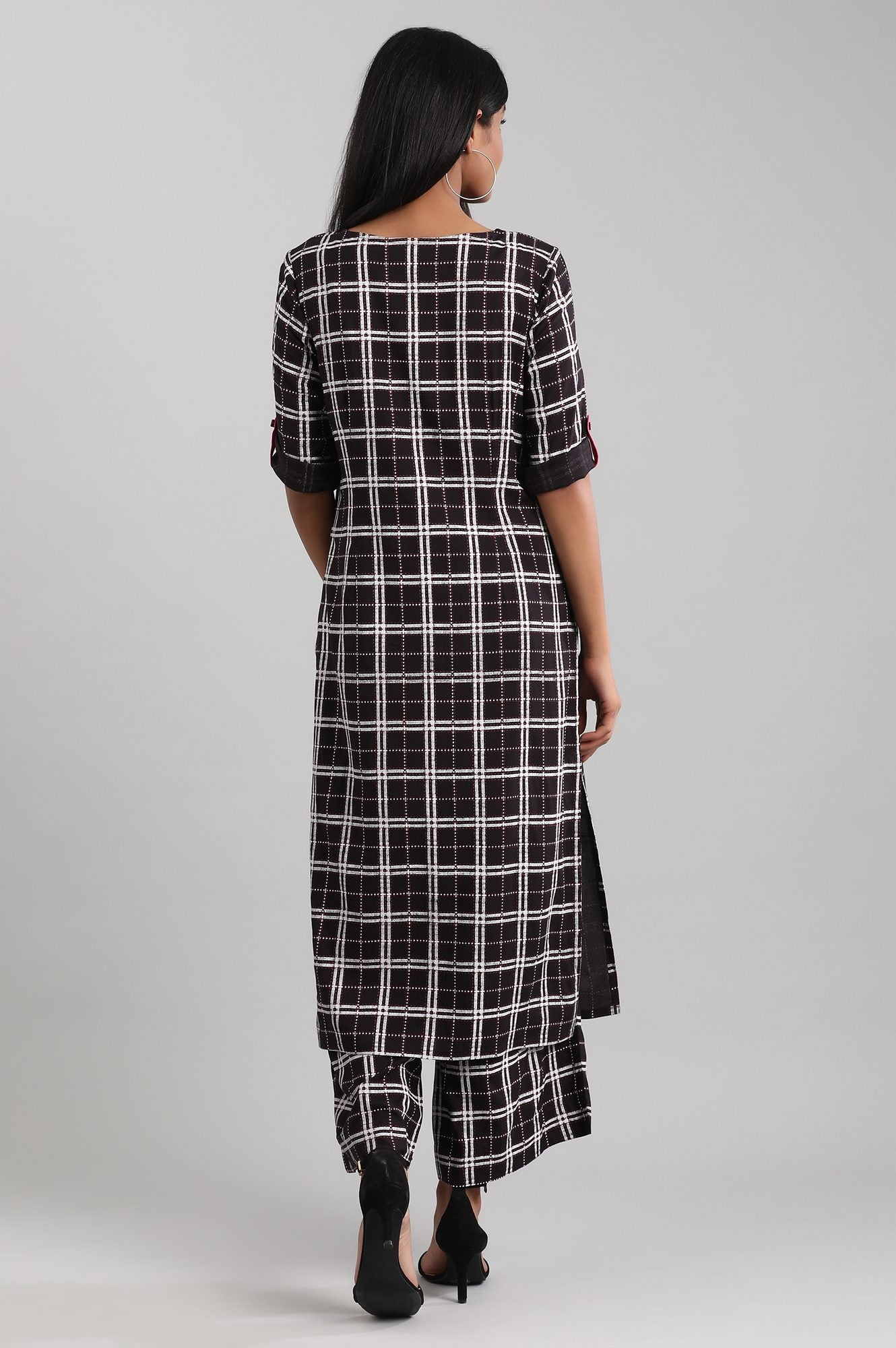 Black Round Neck Checkered Liva kurta