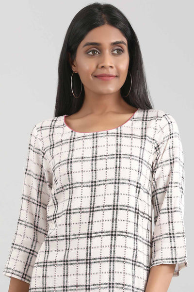 Disha Patani's White Checkered Liva kurta