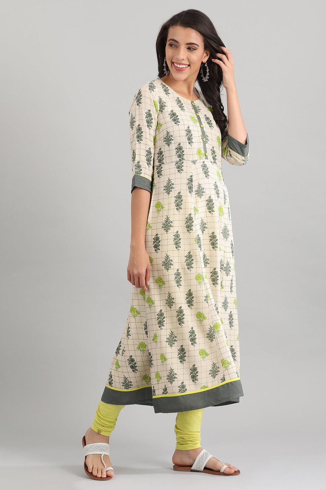 White Round Neck Printed Liva kurta