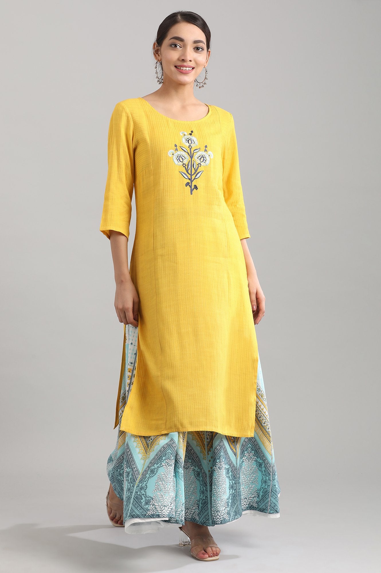 Yellow Round Neck Embroidered Liva kurta