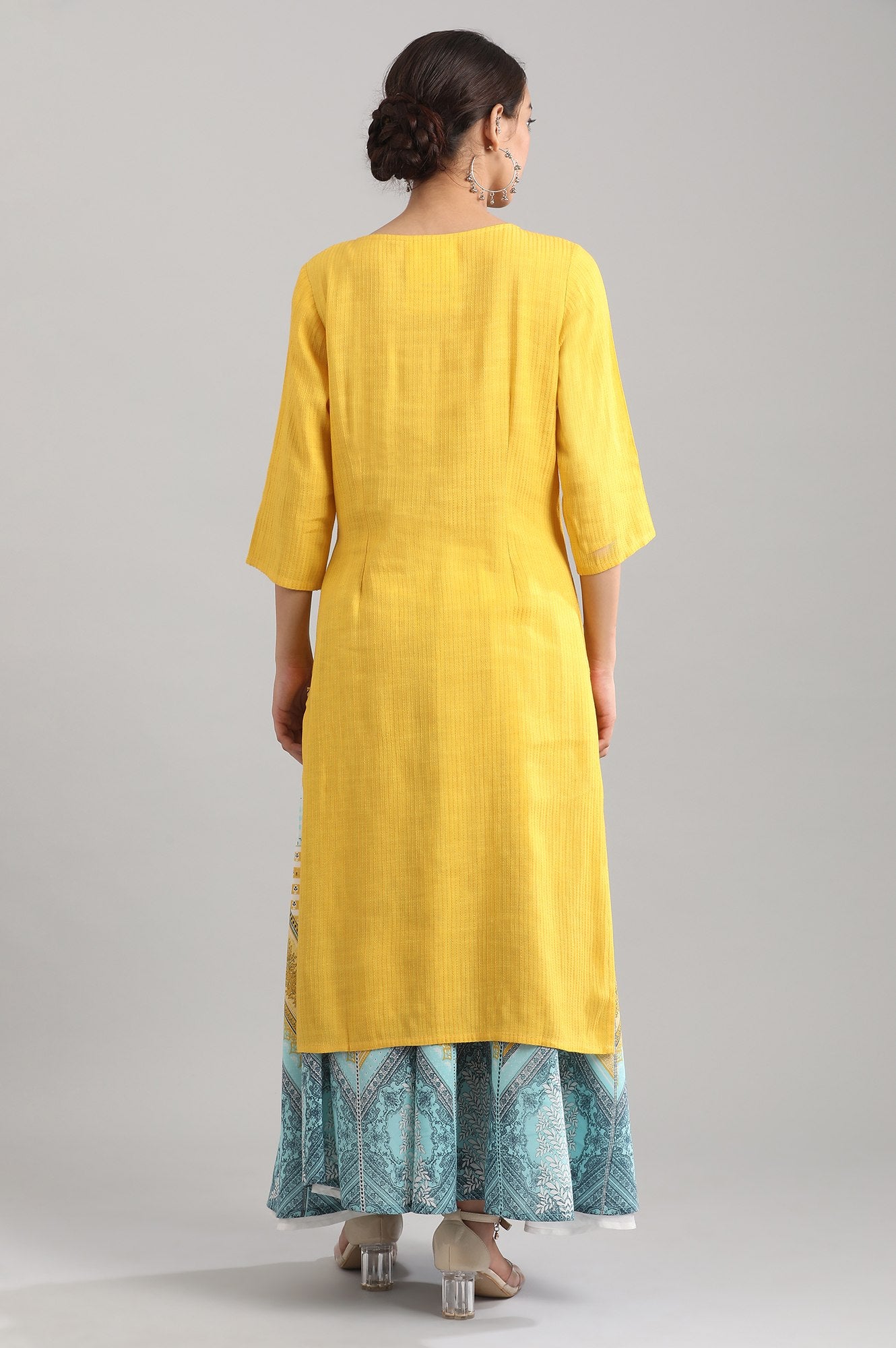 Yellow Round Neck Embroidered Liva kurta