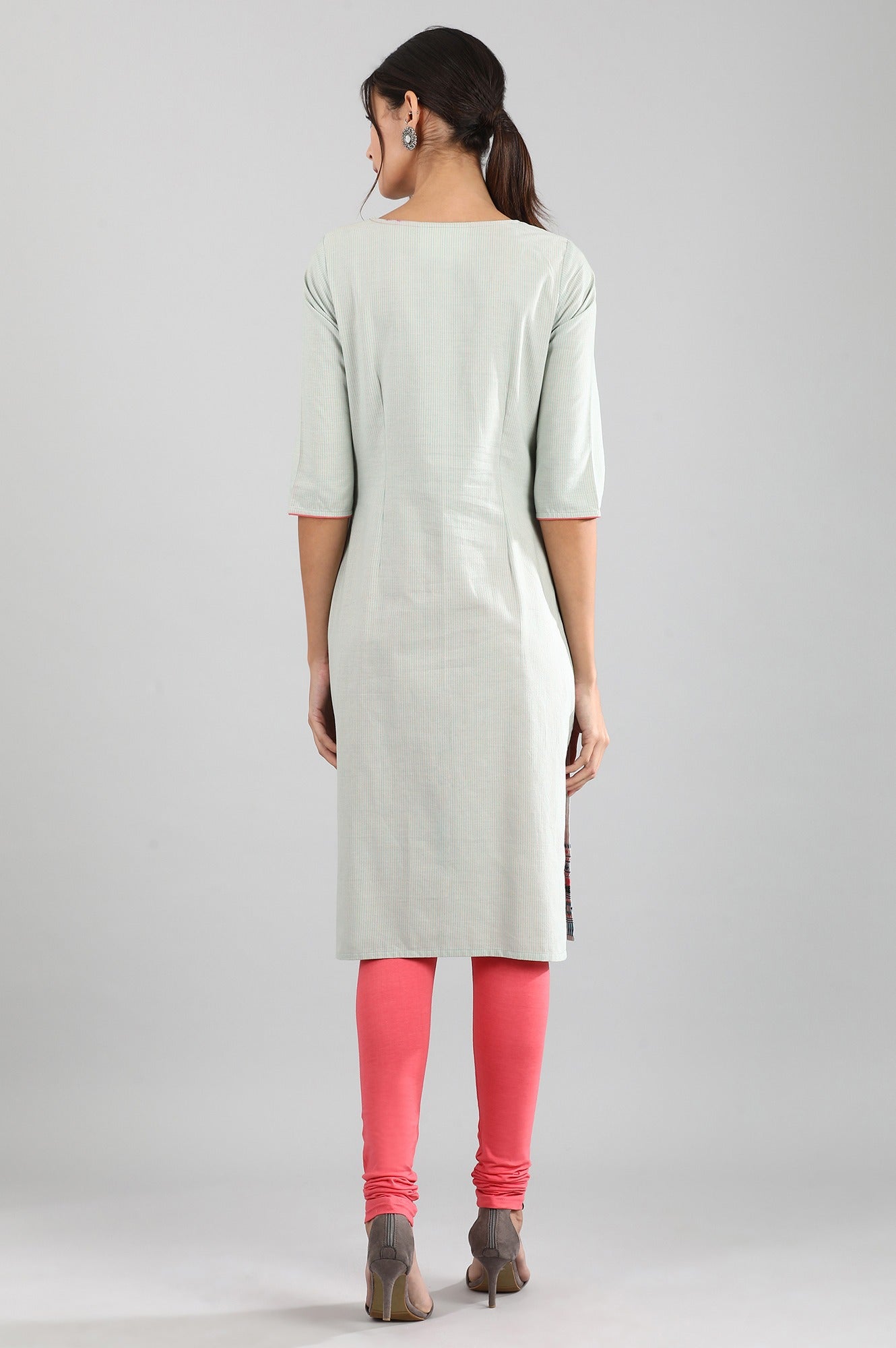 Off-White Round Neck Yarn-dyed kurta