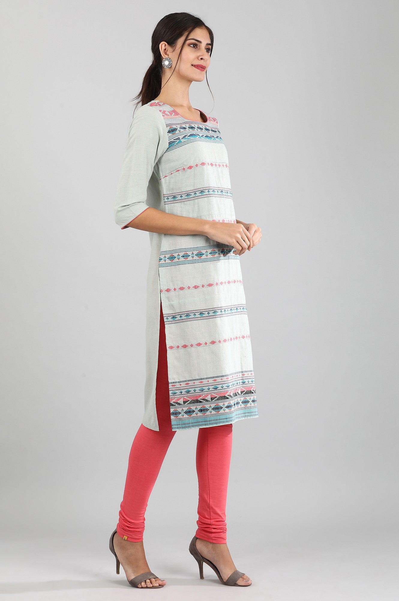 Off-White Round Neck Yarn-dyed kurta