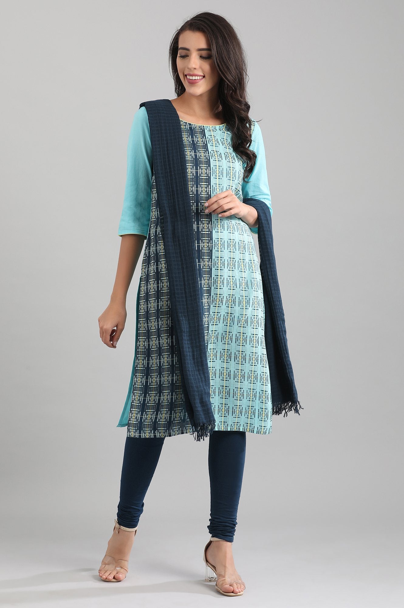 Blue Round Neck Yarn-dyed kurta