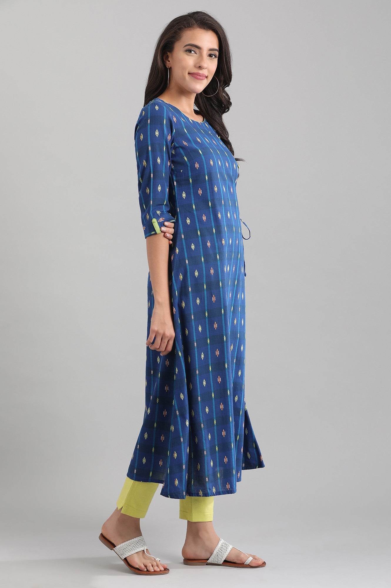 Blue Round Neck yarn-dyed Dress