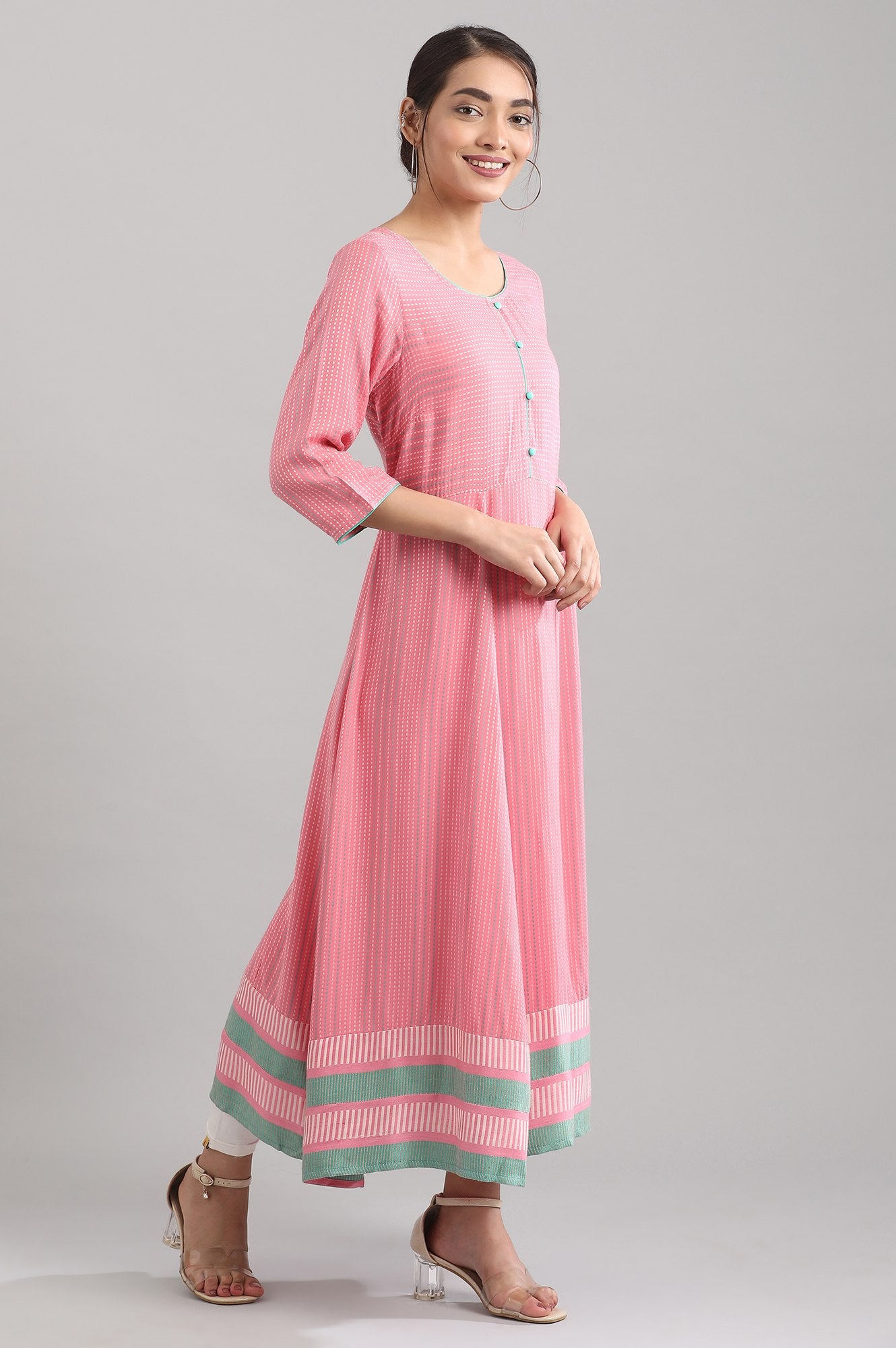 Pink Round Neck Yarn-dyed Liva kurta