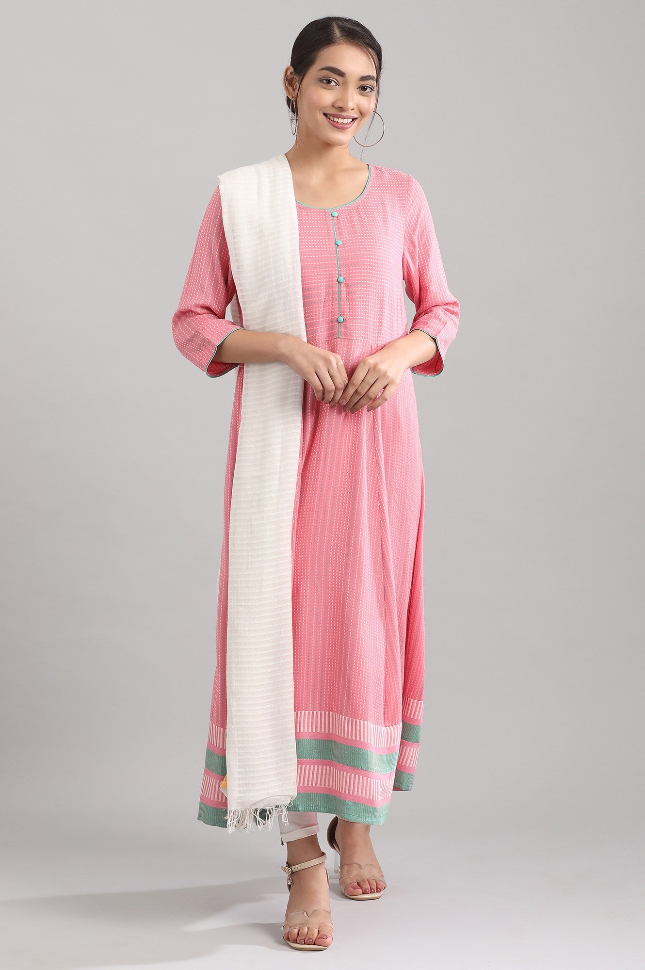 Pink Round Neck Yarn-dyed Liva kurta