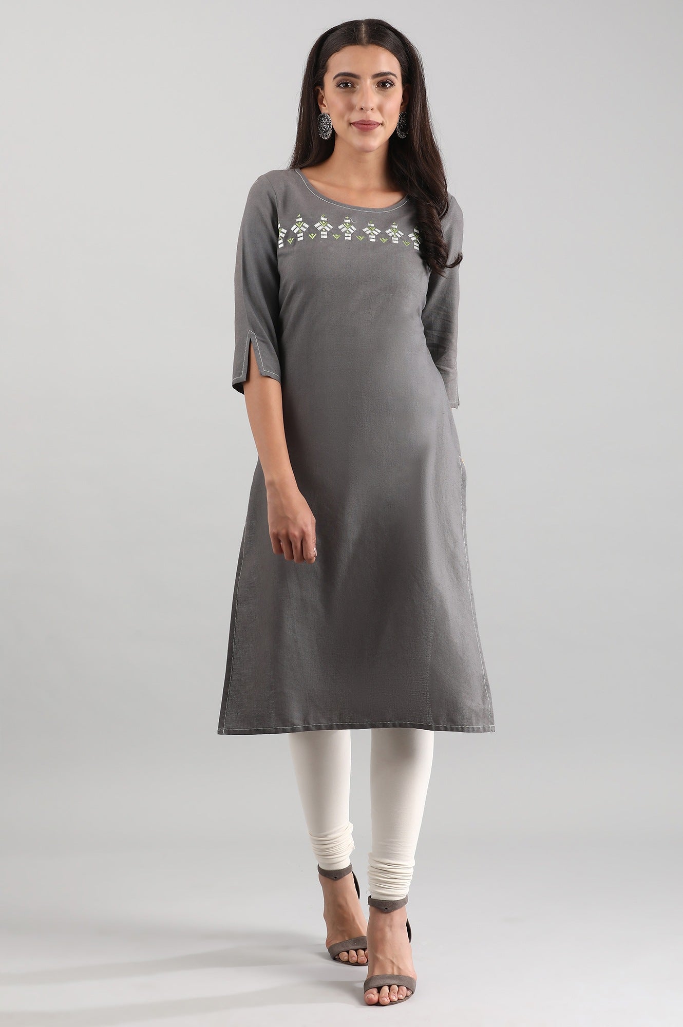 Grey Round Neck Solid kurta