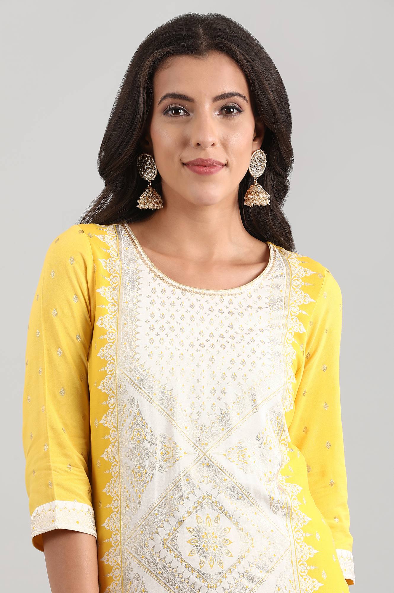 Yellow Round Neck Printed Liva kurta