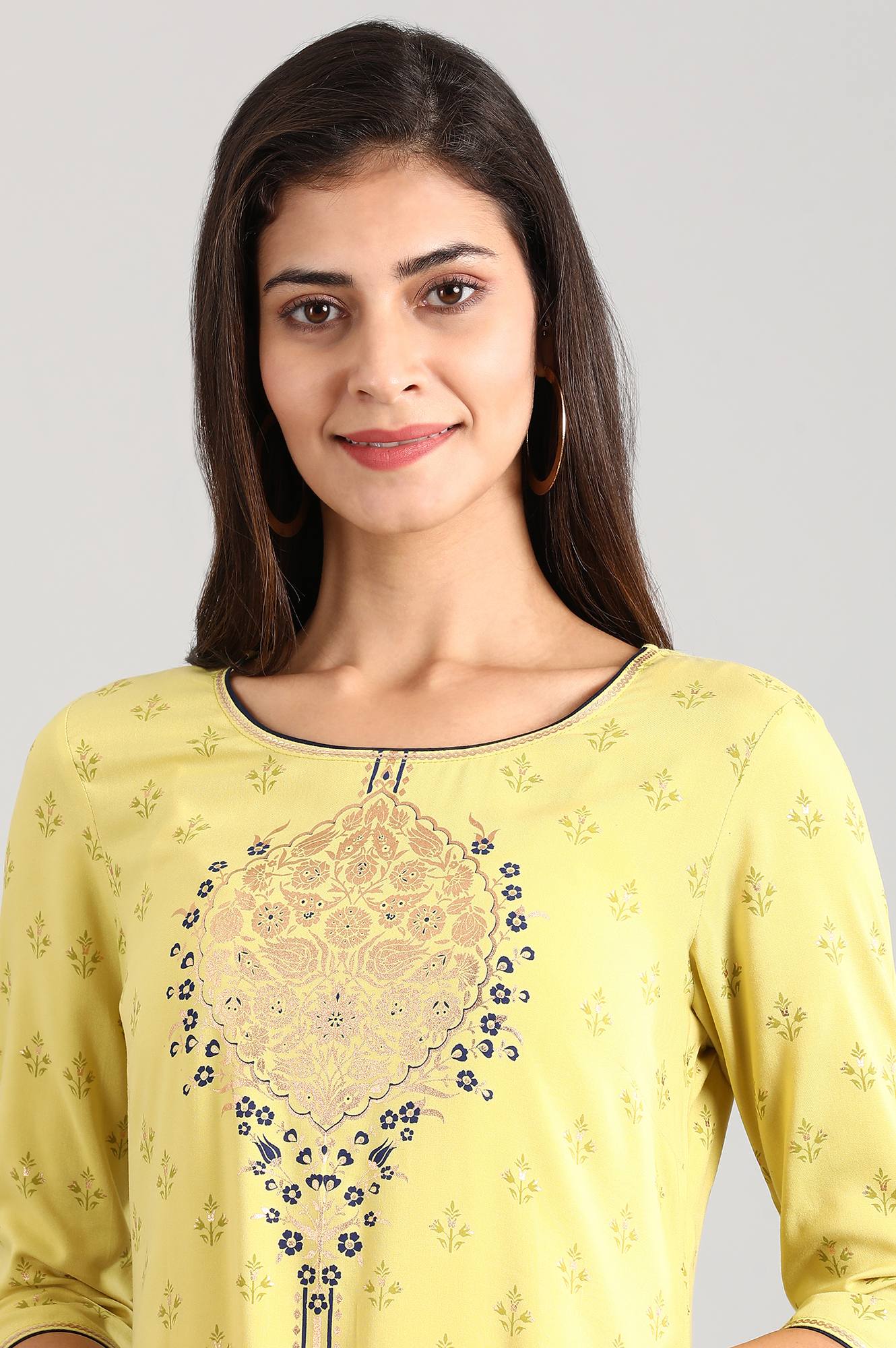 Blue Round Neck Printed Liva kurta