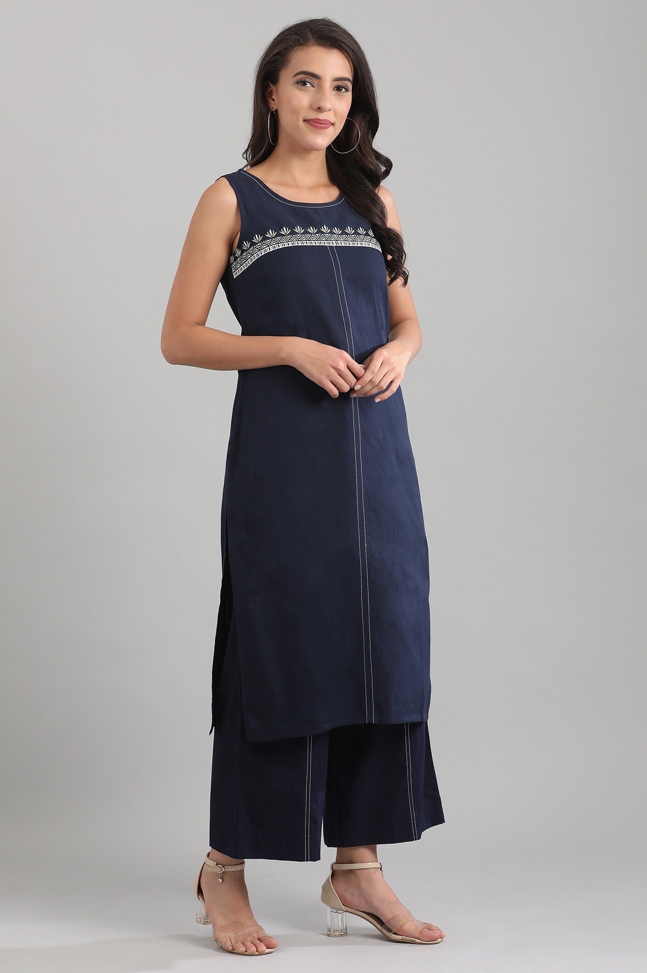Blue Round Neck Yarn-dyed kurta