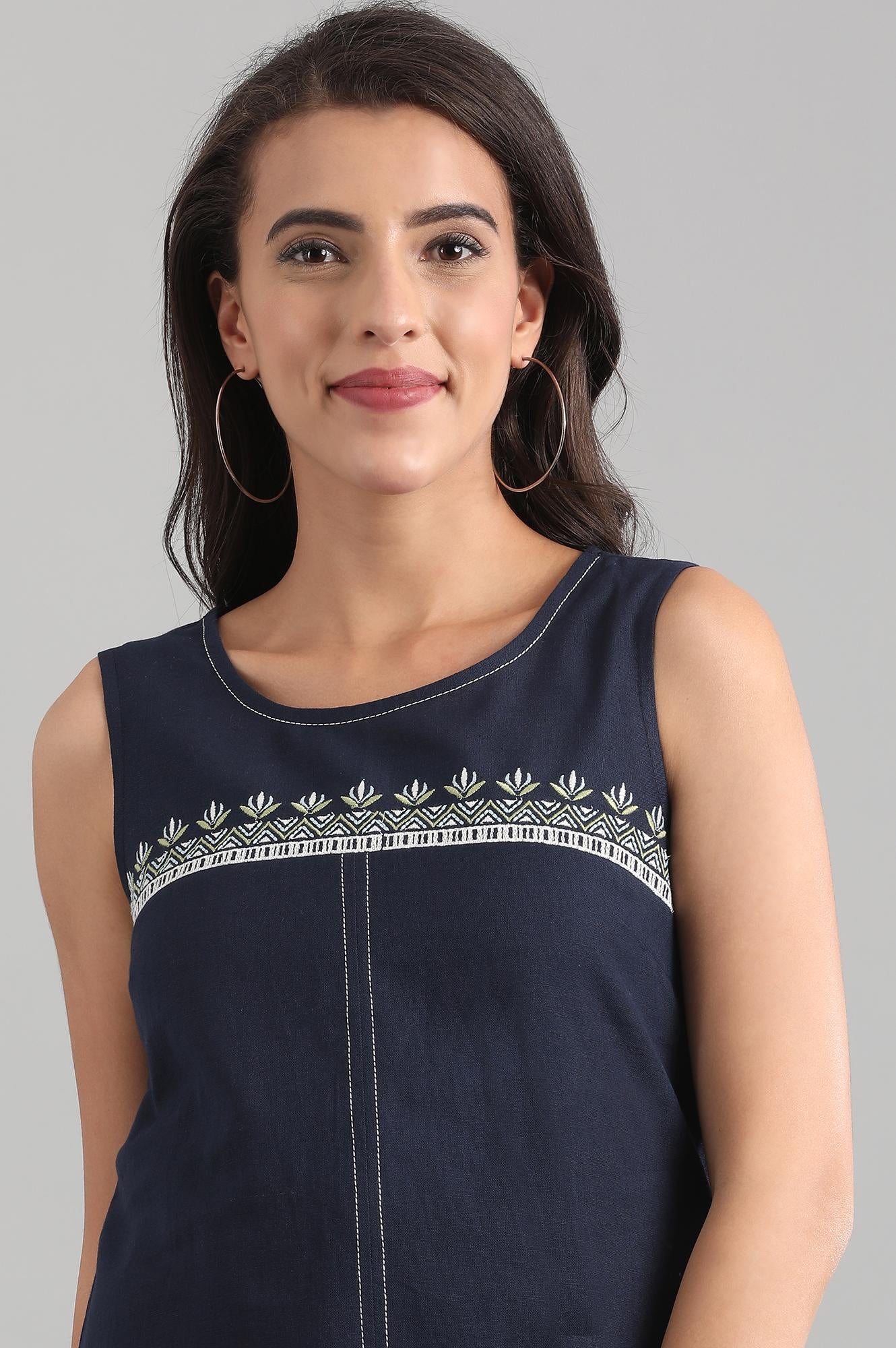Blue Round Neck Yarn-dyed kurta