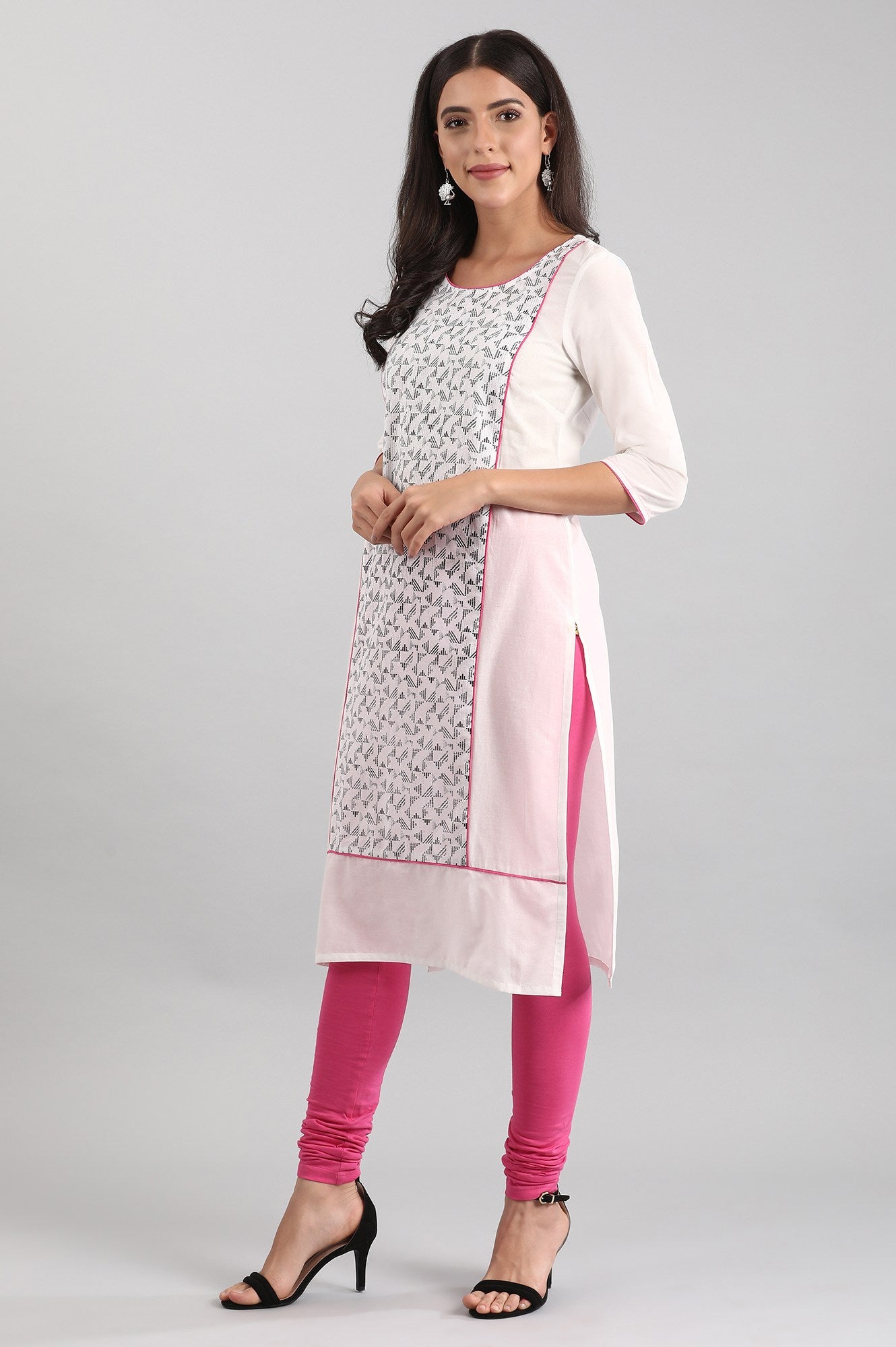 White Round Neck Printed kurta