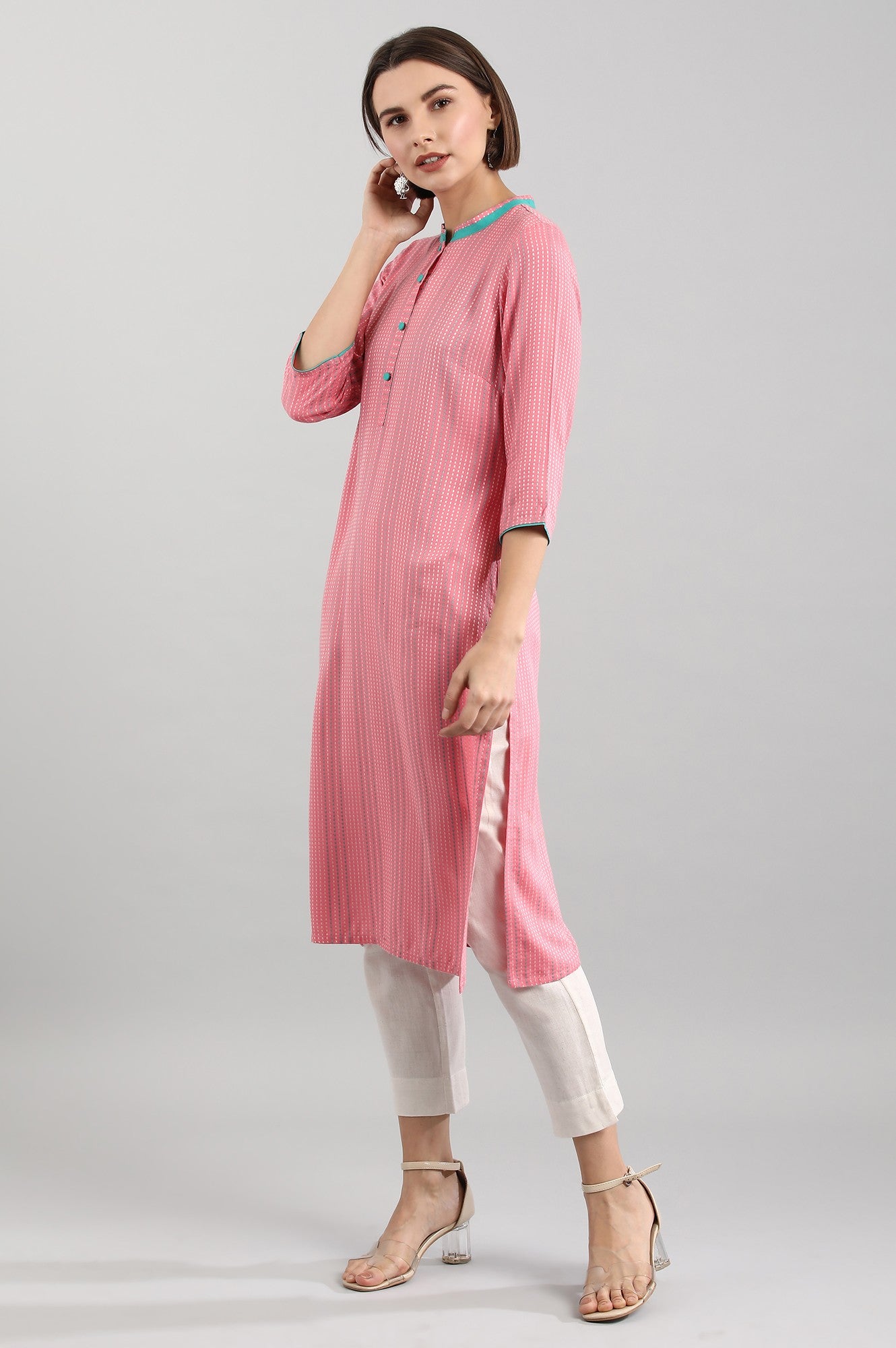 Pink Band Collar Yarn-dyed Liva kurta