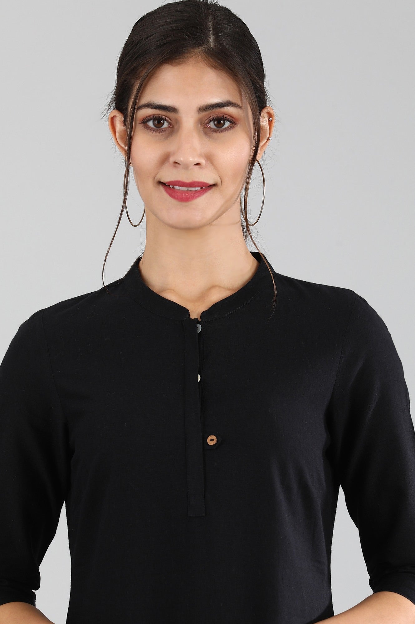 Black Round Neck Solid kurta