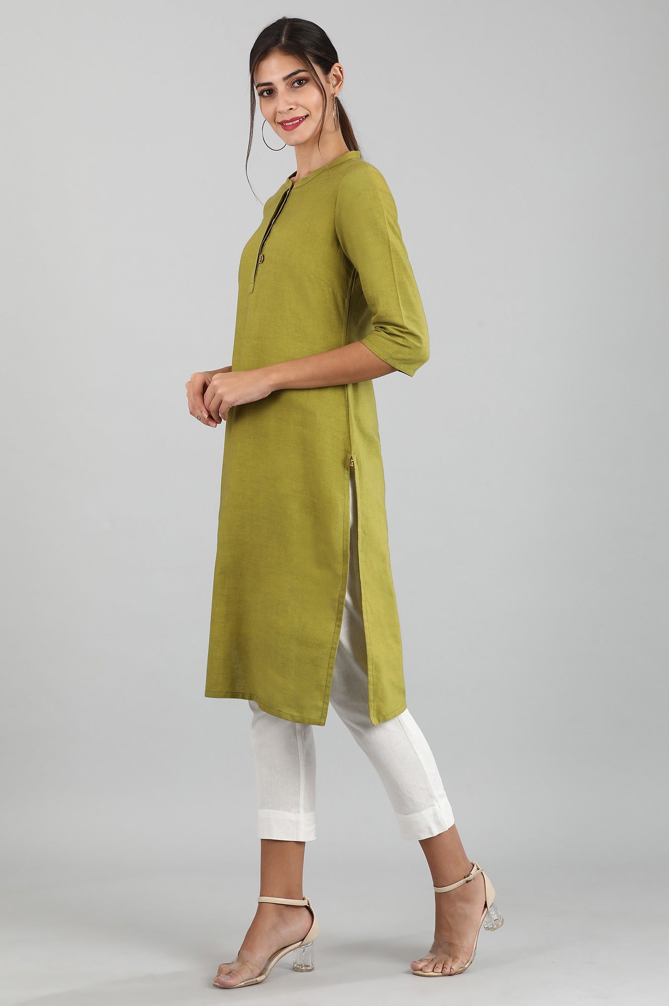 Green Round Neck Solid kurta