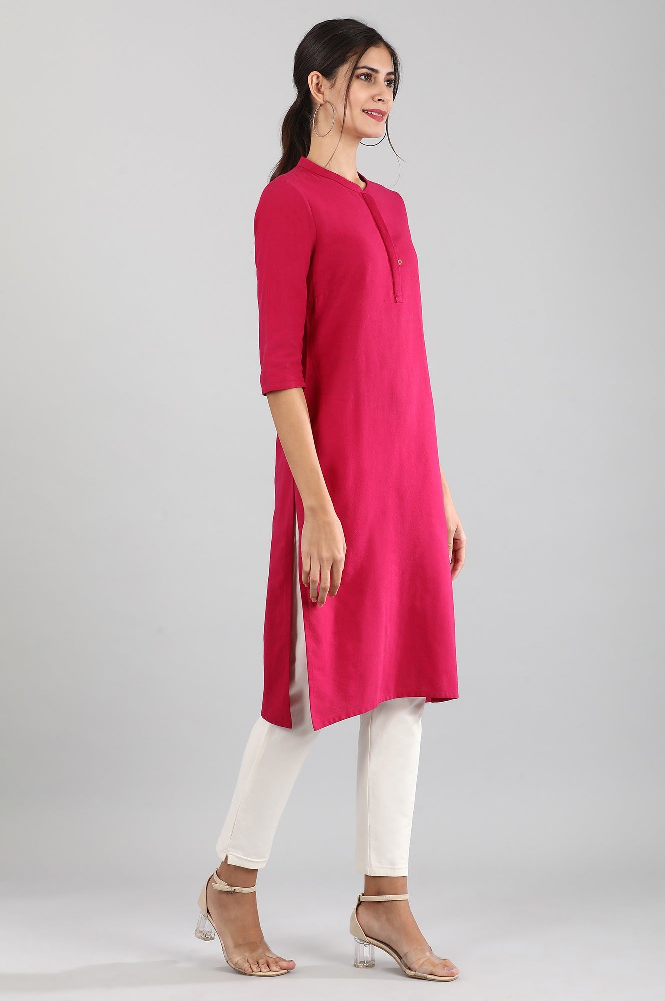 Pink Round Neck Solid kurta