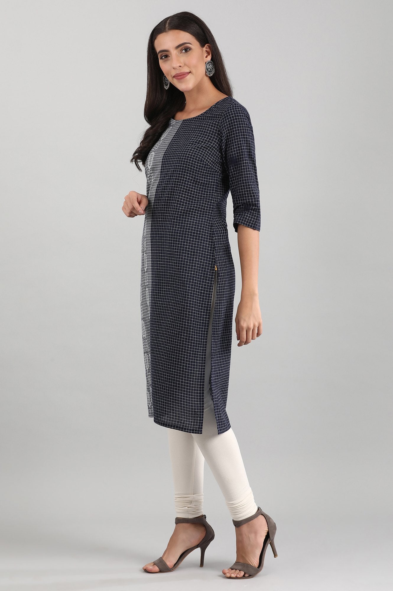 Blue Round Neck Yarn-dyed kurta