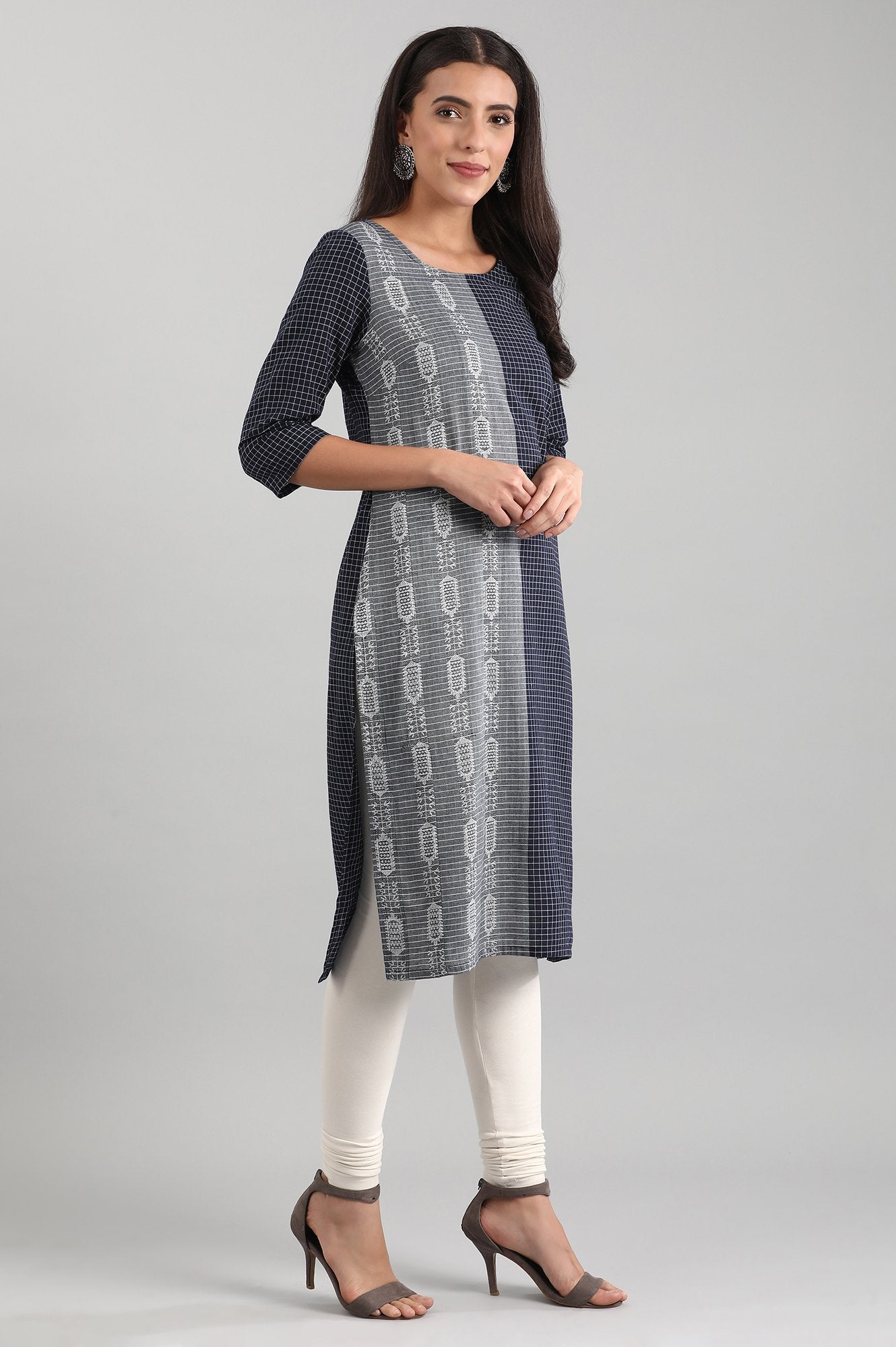 Blue Round Neck Yarn-dyed kurta