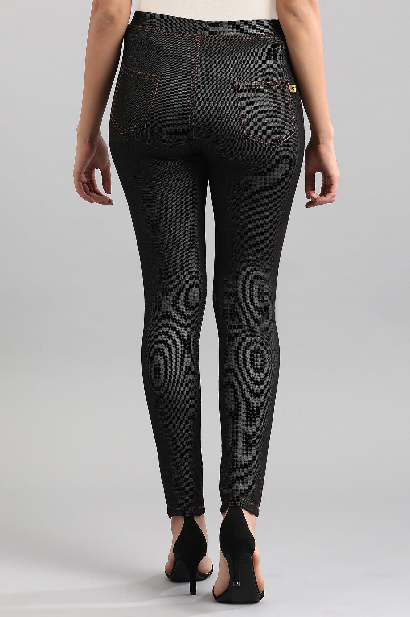 Black Yarn-dyed Jeggings