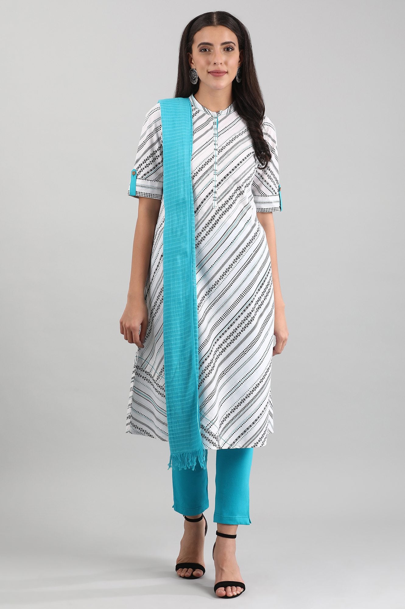 Blue Yarn-dyed Dupatta