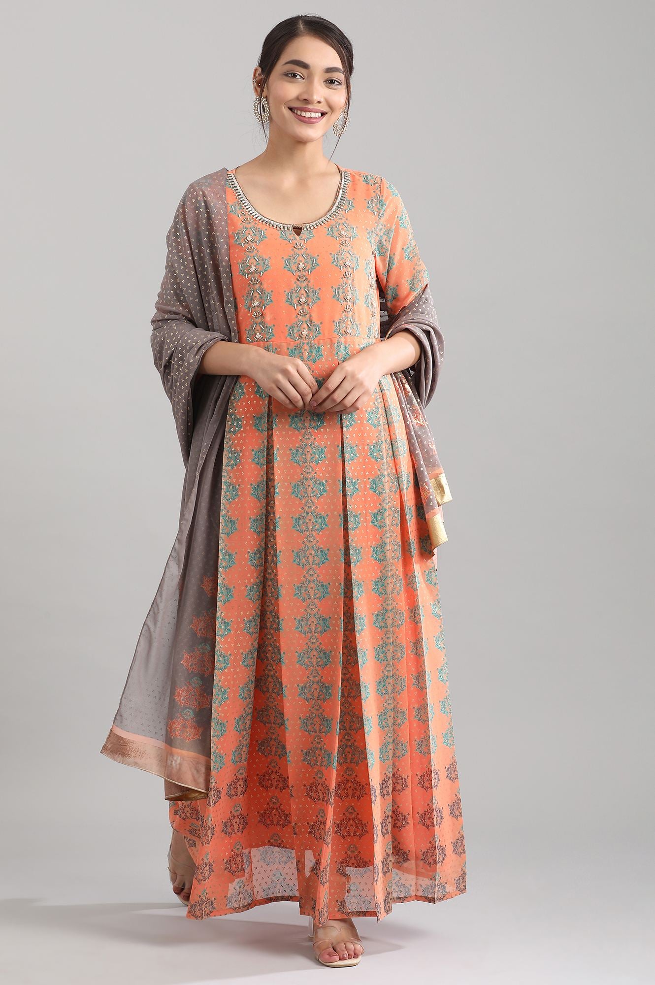 Peach Round Neck kurta Set