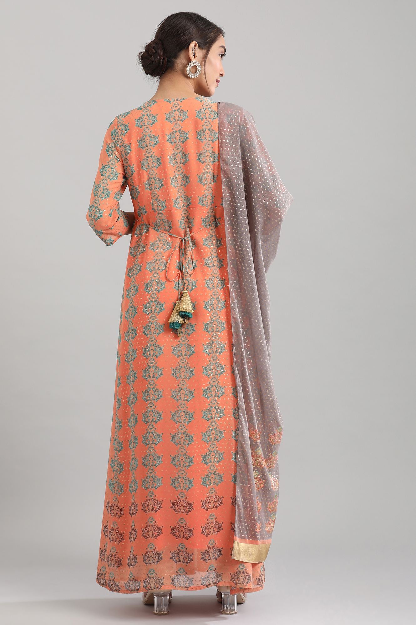 Peach Round Neck kurta Set