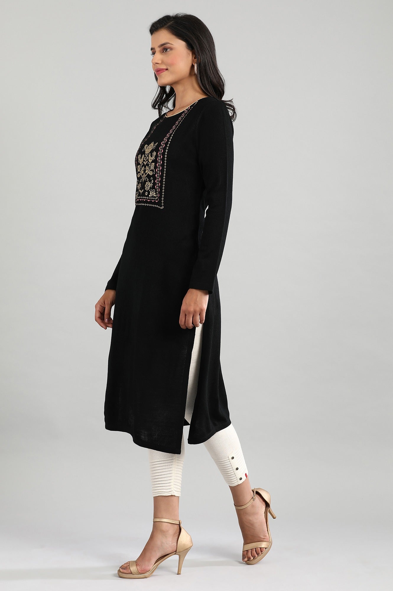 Black Round Neck Winter kurta