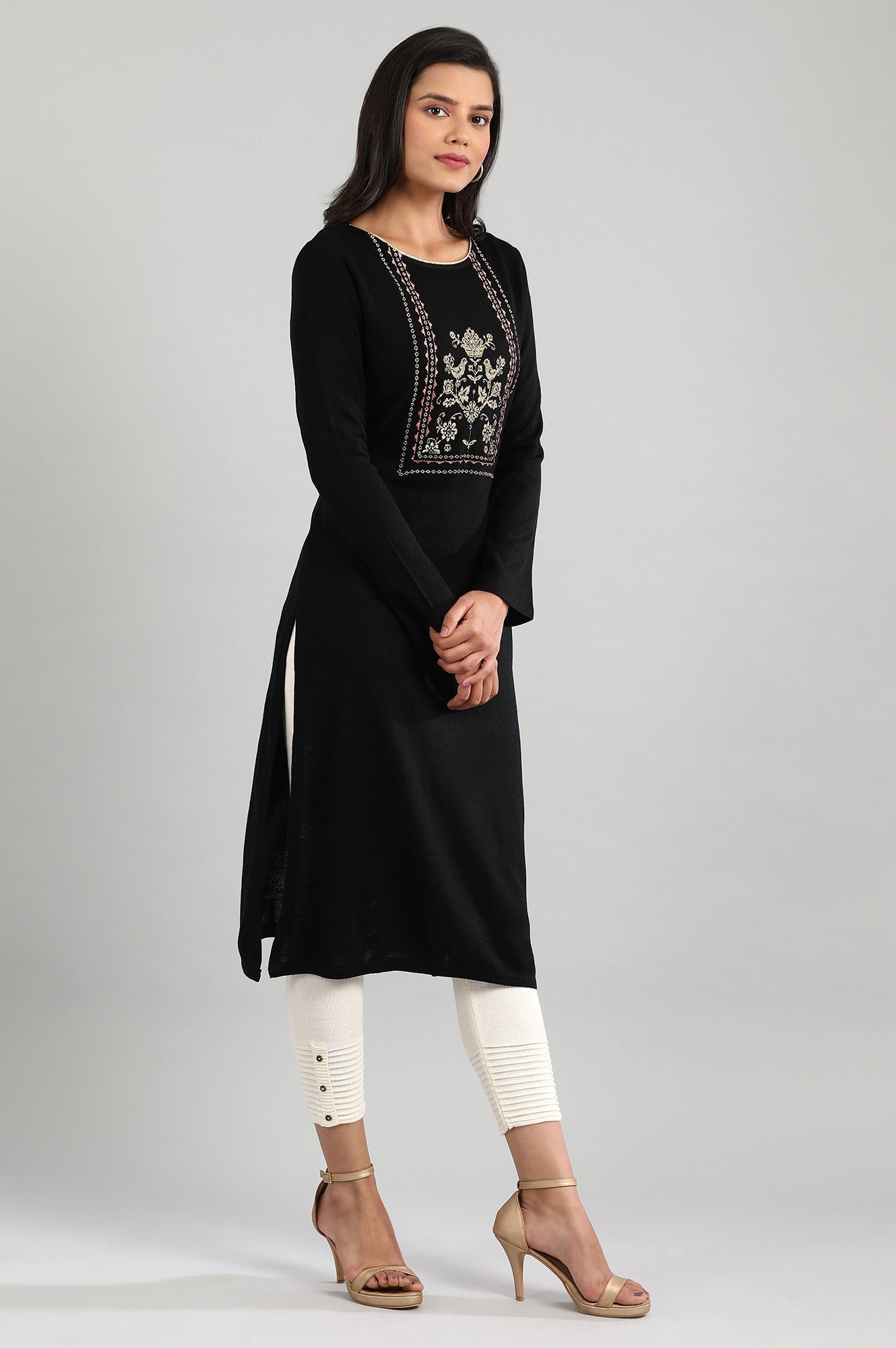 Black Round Neck Winter kurta